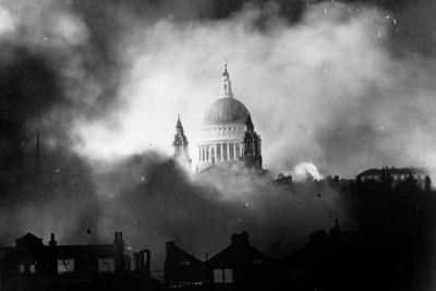 St Paul's Cathedral in the Blitz