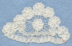Tape lace - imitation Honiton