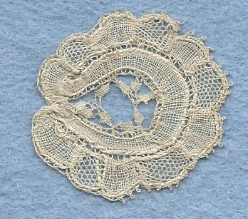 Single Honiton lace motif