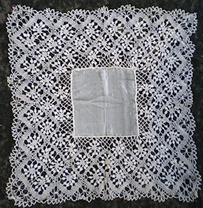 Maltese lace mat