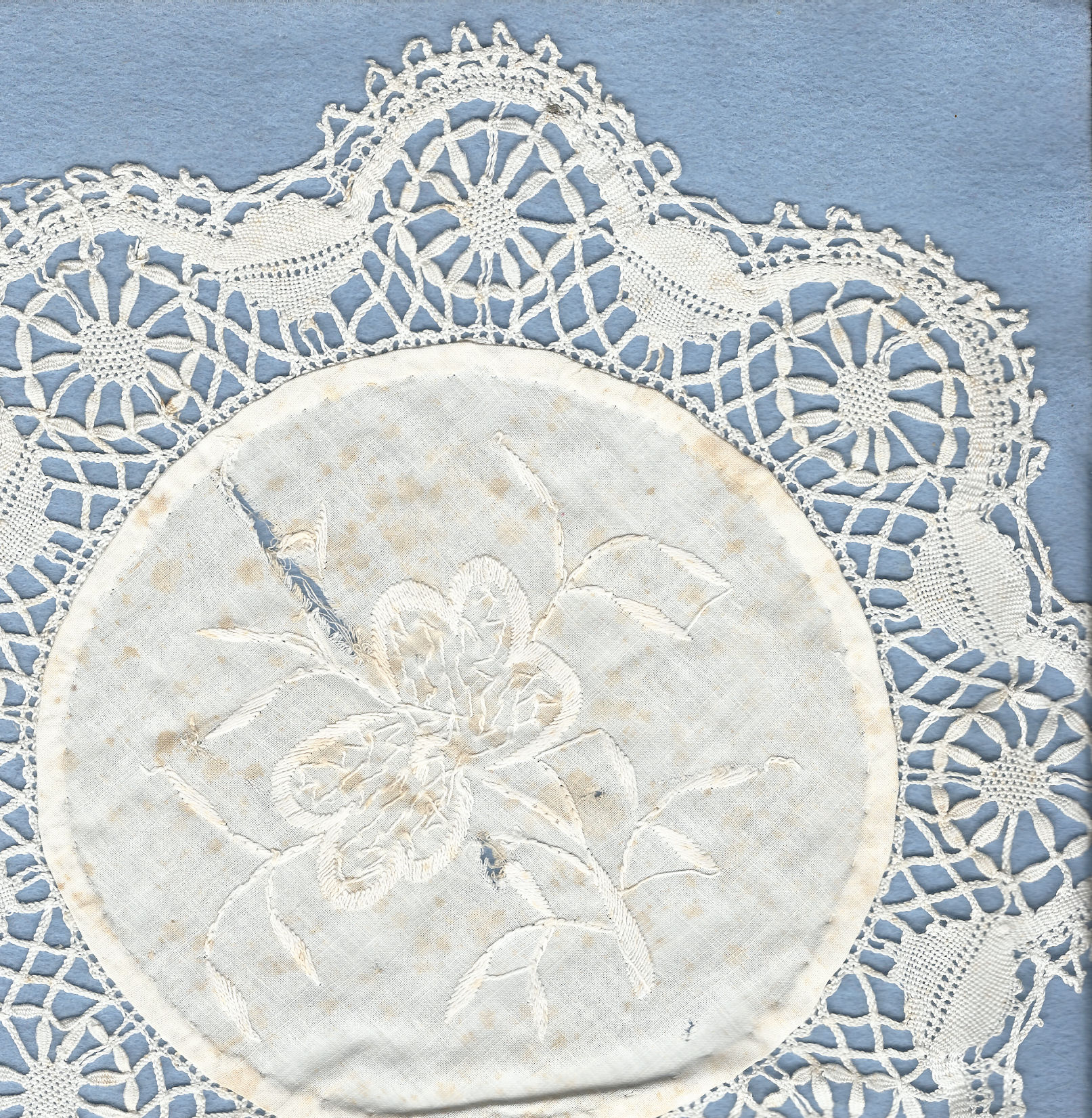 Bedfordshire lace mat