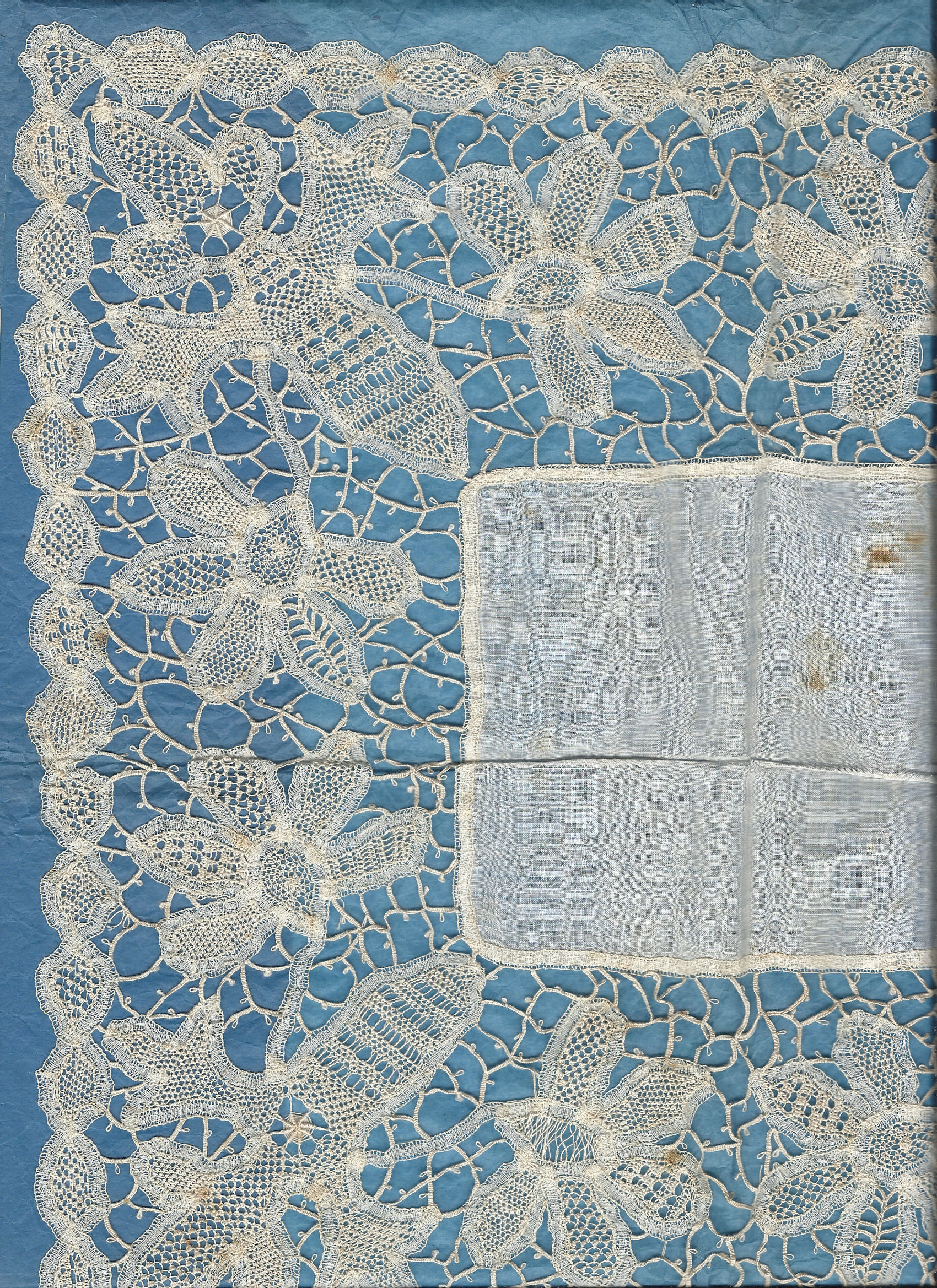 Mixed tape lace - mat