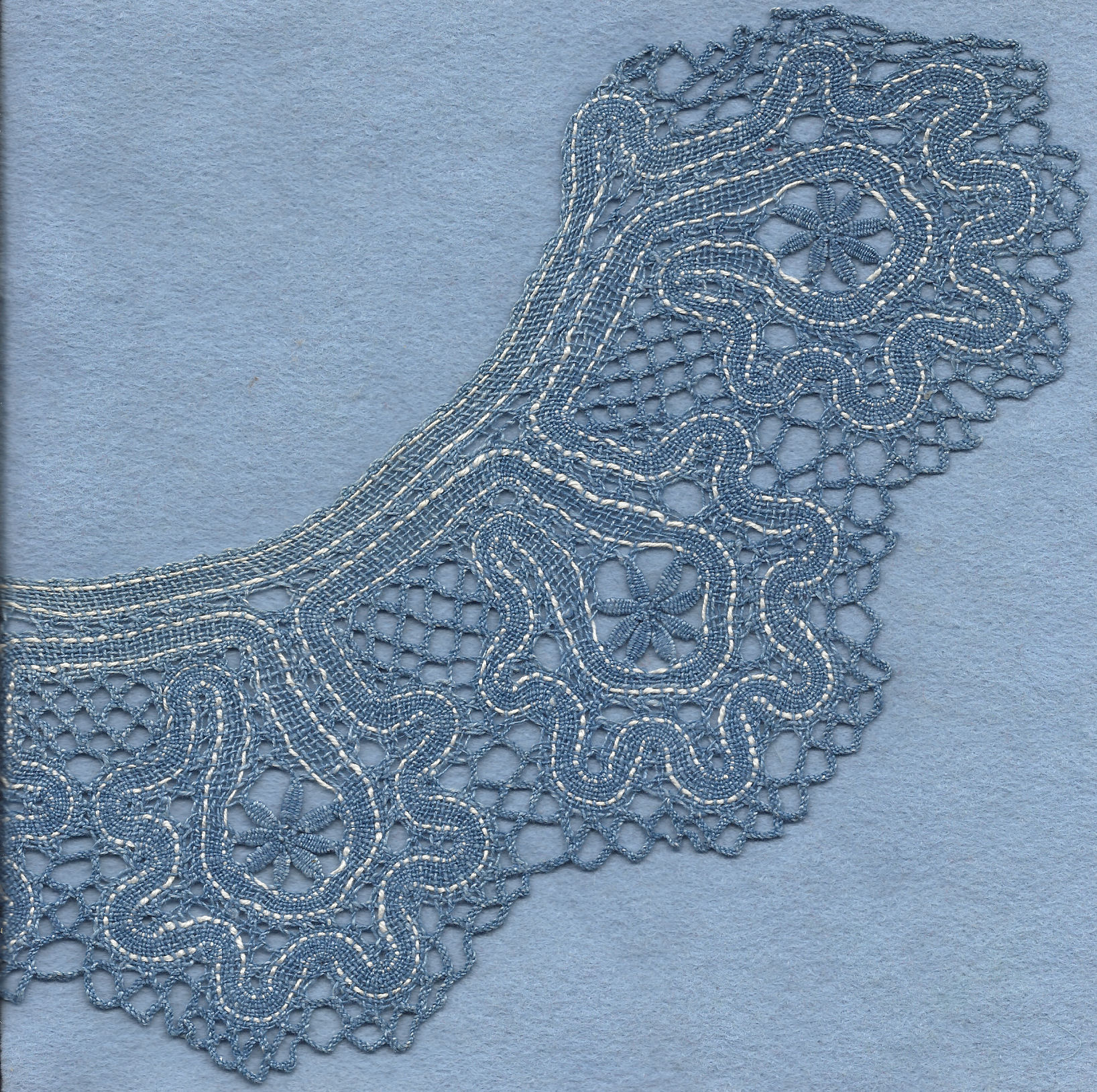 Russian lace collar