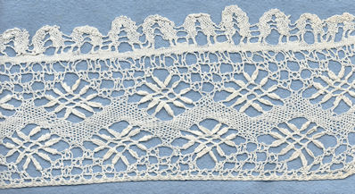 Torchon lace - edging