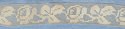 Filet lace