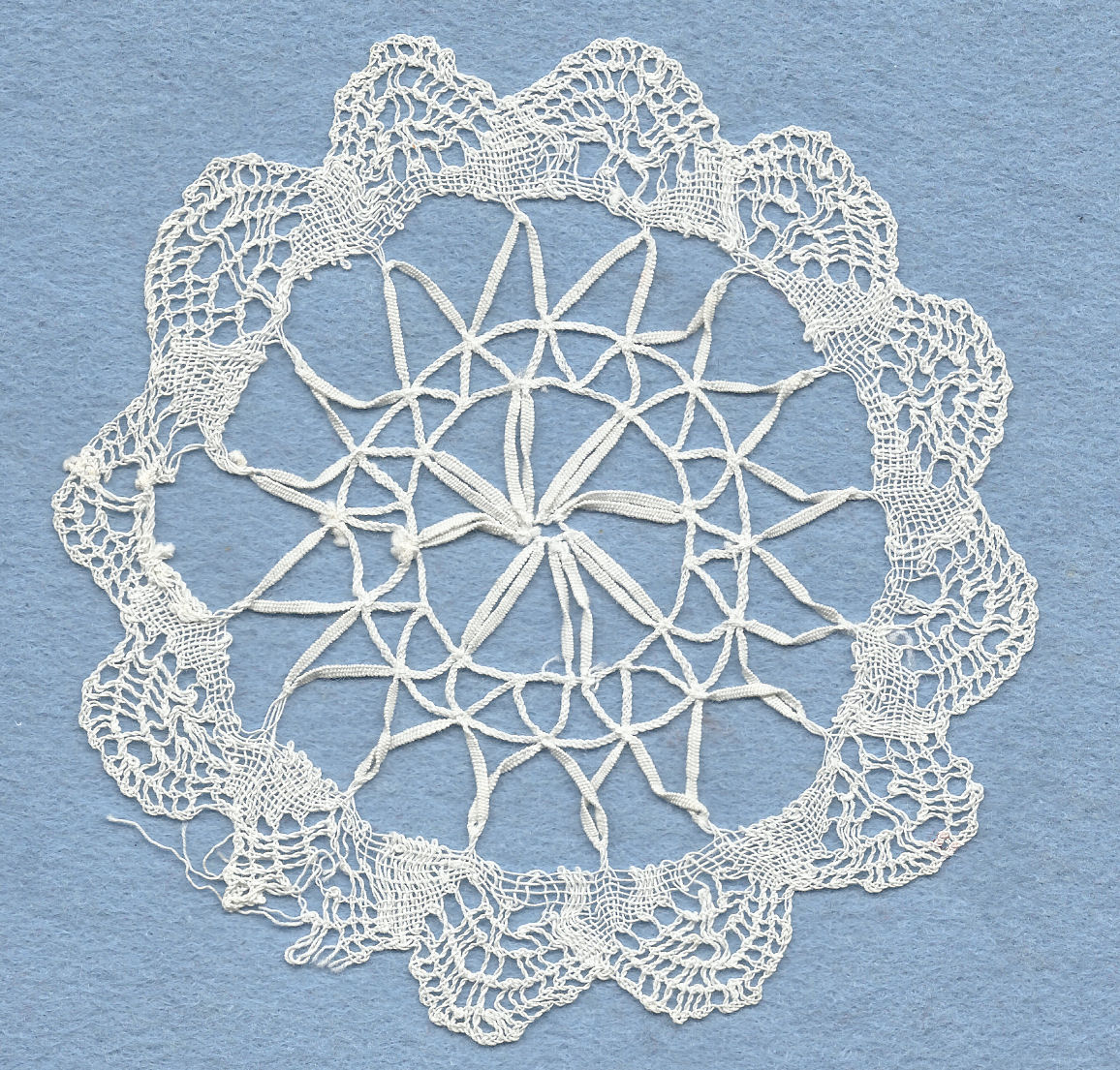 Bedfordshire lace mat