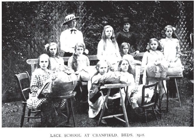 Lace school